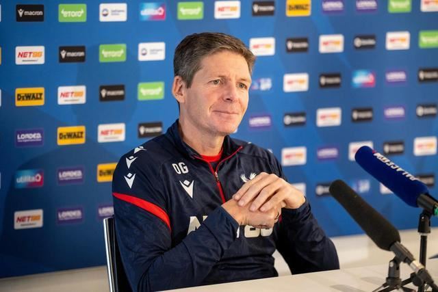 格拉斯纳：蓝军边锋很难防，埃斯特旺、加纳乔等人速度非常快